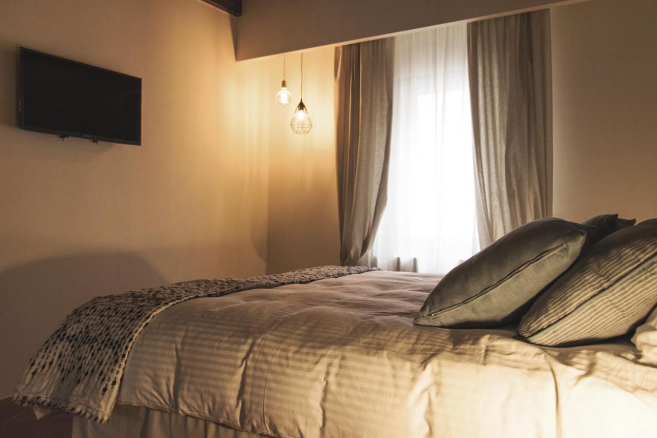 Bed and Breakfast Cece Nove - Sotto L'Arco Rutigliano Exterior foto