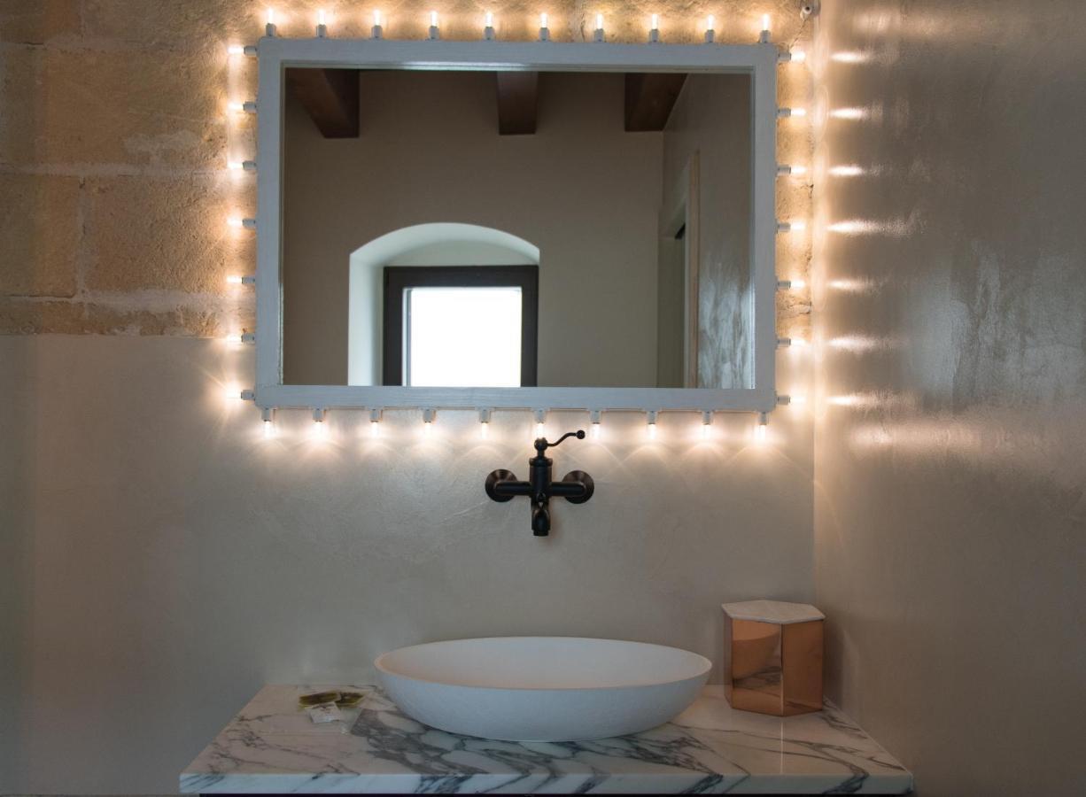 Bed and Breakfast Cece Nove - Sotto L'Arco Rutigliano Exterior foto