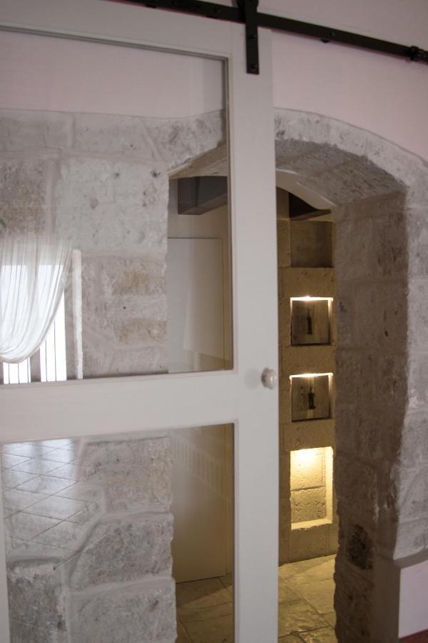 Bed and Breakfast Cece Nove - Sotto L'Arco Rutigliano Exterior foto